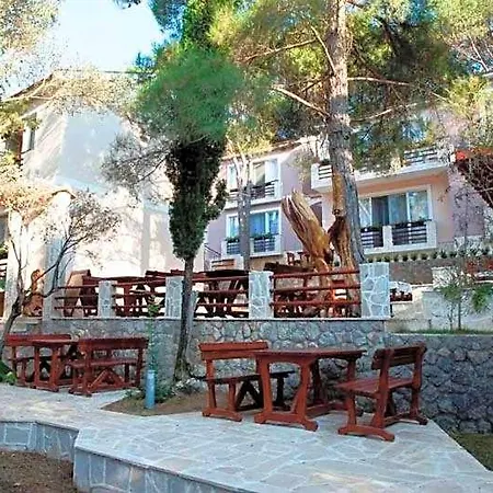 Art Media 4* Podgorica